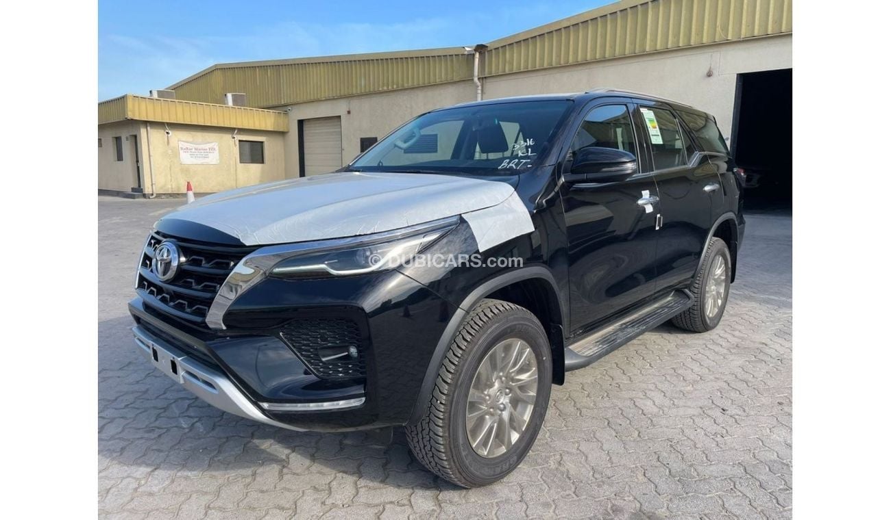 تويوتا فورتونر Toyota Fortuner 4.0L VXR , Black Interior