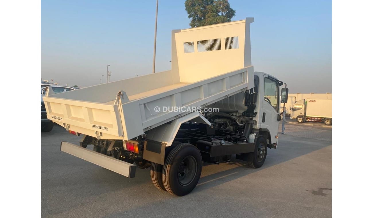 إيسوزو NPR Dump Truck 4 Ton