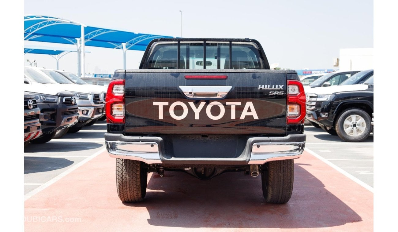 تويوتا هيلوكس TOYOTA HILUX 4.0 AT BLACK 2024