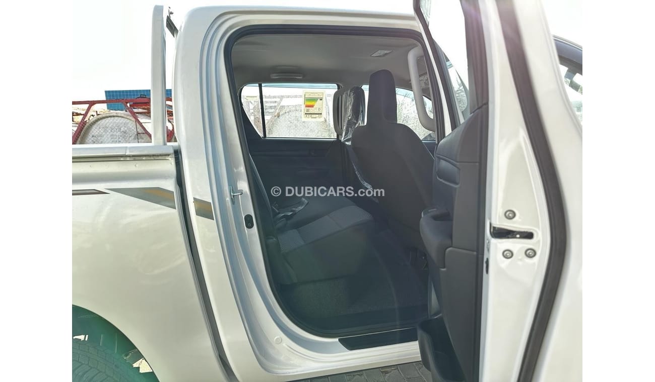 تويوتا هيلوكس 2024 Toyota Hilux Power Window 6-Seater 2.4L 4-Cyl Diesel M/T 4x4 Only For Export