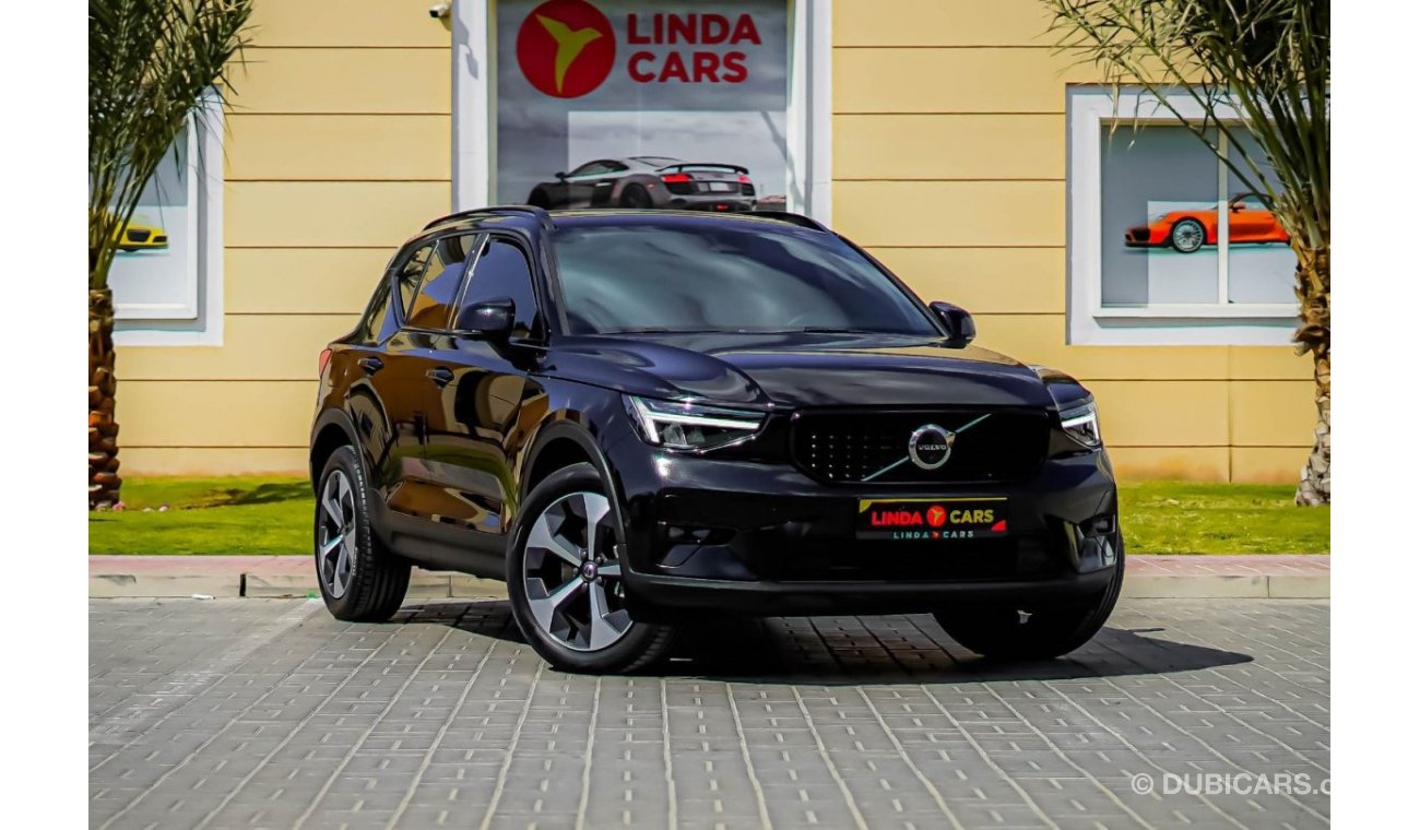 Volvo XC40 Volvo XC40 B4 2023 GCC under Agency Warranty and Service Contract with Flexible Down-Payment.