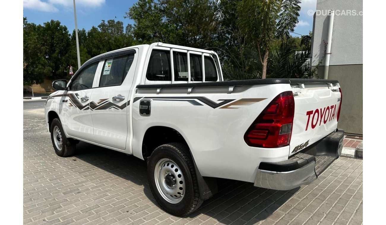 تويوتا هيلوكس 2024 YM TOYOTA HILUX 2.7L 4WD AT LOW OPTION