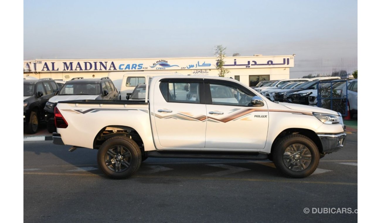 تويوتا هيلوكس Hilux 2.7L AT 4x4 Full option