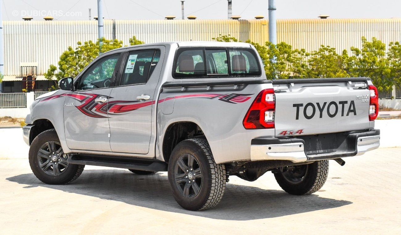 تويوتا هيلوكس 2023 Toyota Hilux 4x4 DC 2.8 SR5 - Silver inside Black | Export Only