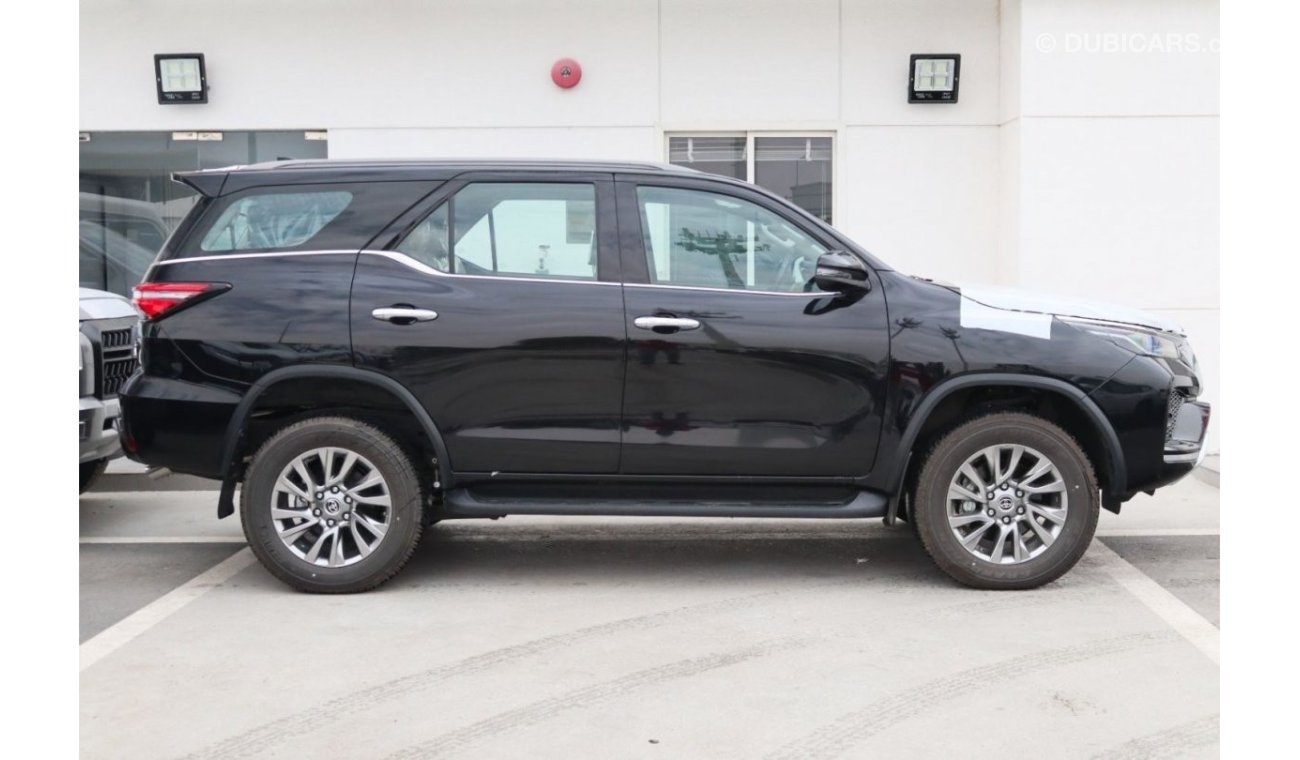 Toyota Fortuner 2023 TOYOTA FORTUNER VXR 2.8 DIESEL 4X4 **التصدير فقط خارج الخليج***EXPORT ONLY