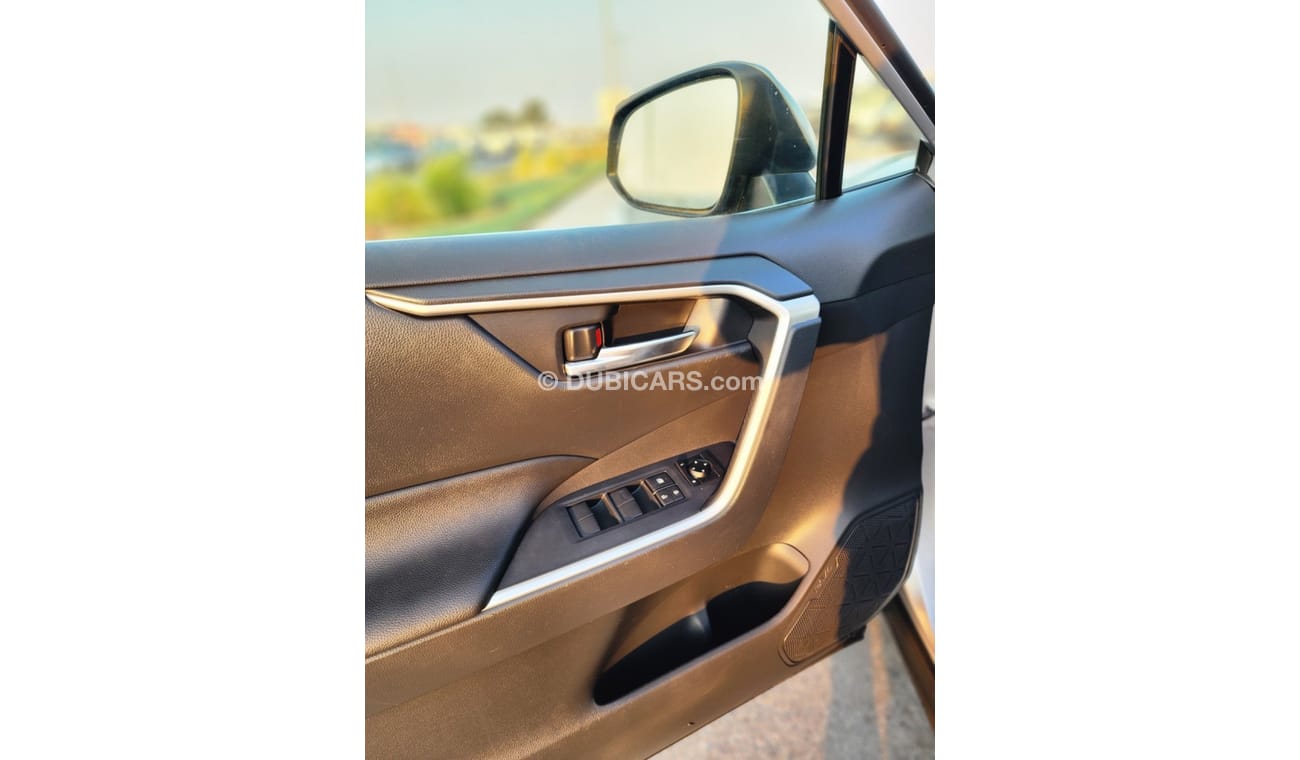 تويوتا راف ٤ LTD 2.5L Toyota RAV4 Hybrid limited Full Option