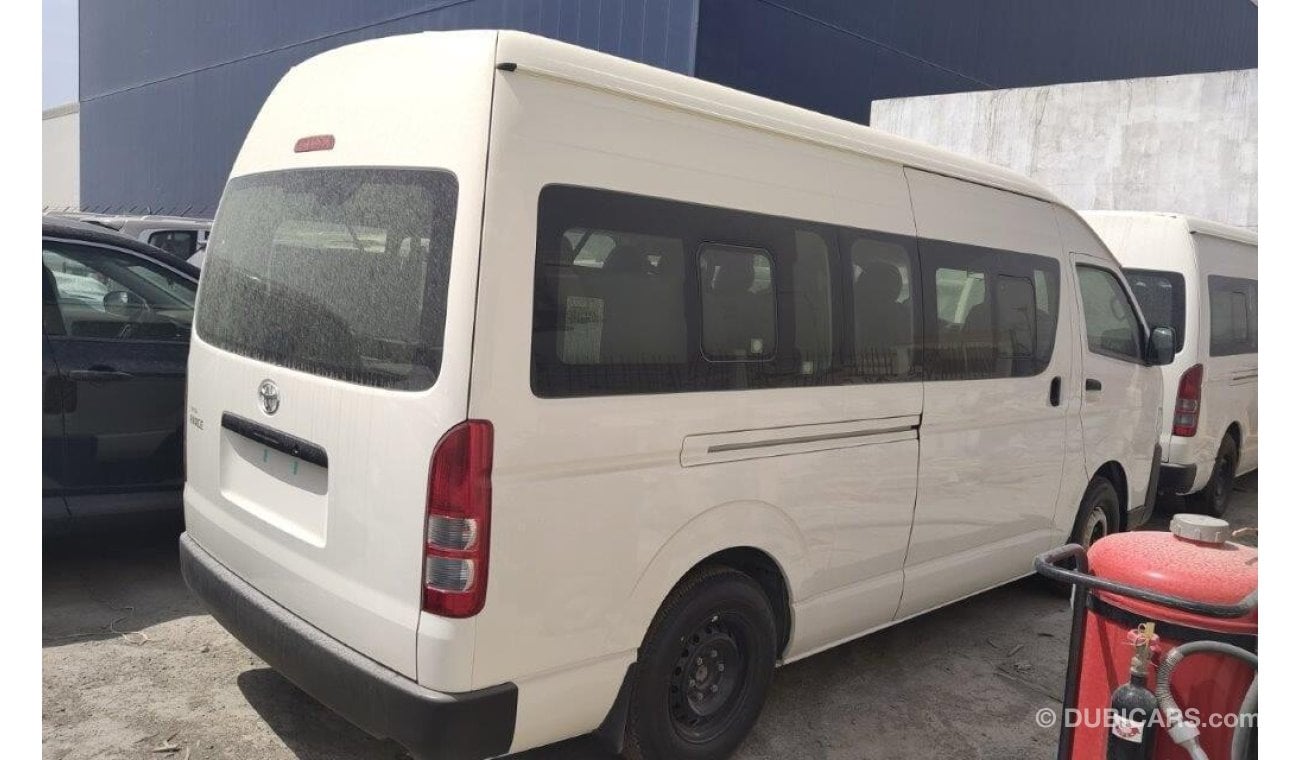 Toyota Hiace 2.5L V4 DIESEL / M/T / 15 STR /  ALLOY WHEEL / ONLY FOR EXPORT