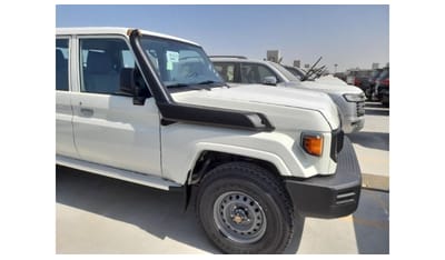 تويوتا لاند كروزر بيك آب LC79 DOUBLE CAB 4.2L DIESEL V6 LHD | MANUAL | 2024 | BRAND NEW | 0 KM | 03 YEARS WARRANTY