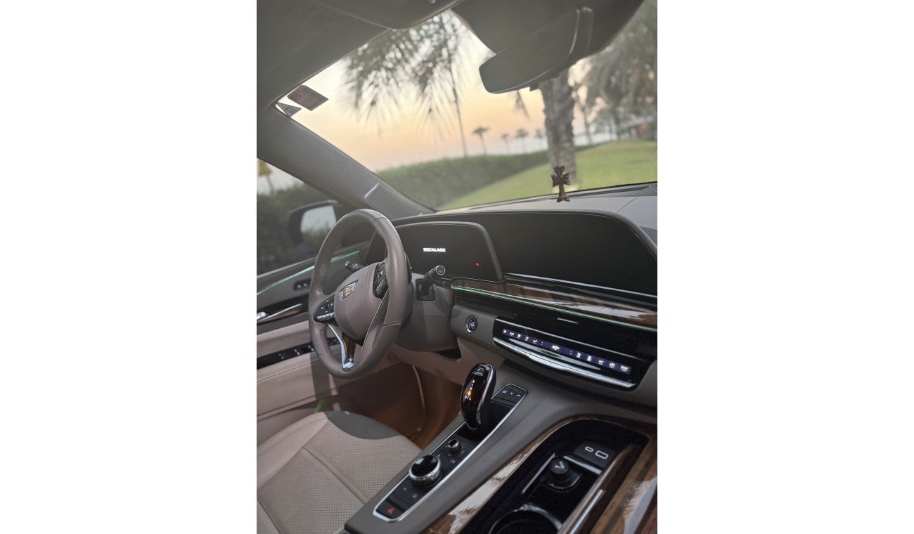 كاديلاك إسكالاد Premium Luxury Platinum Full Option LWB