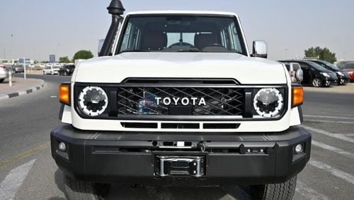 Toyota Land Cruiser Pick Up 79 Double Cab LX-Z 4.0L Petrol 4WD Automatic