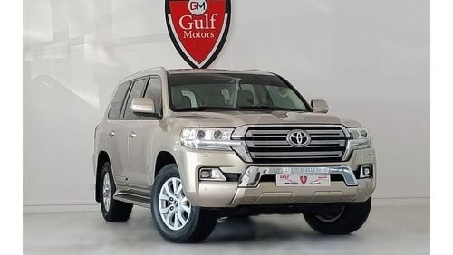 تويوتا لاند كروزر 2017 TOYOTA LAND CRUISER GXR GOLD  AUTOMATIC TRANSMISSION IN EXCELLENT CONDITION.