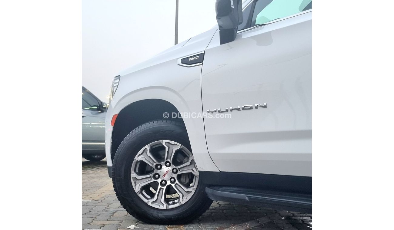 جي أم سي يوكون XL SLE 5.3L 4WD (8 Seater)