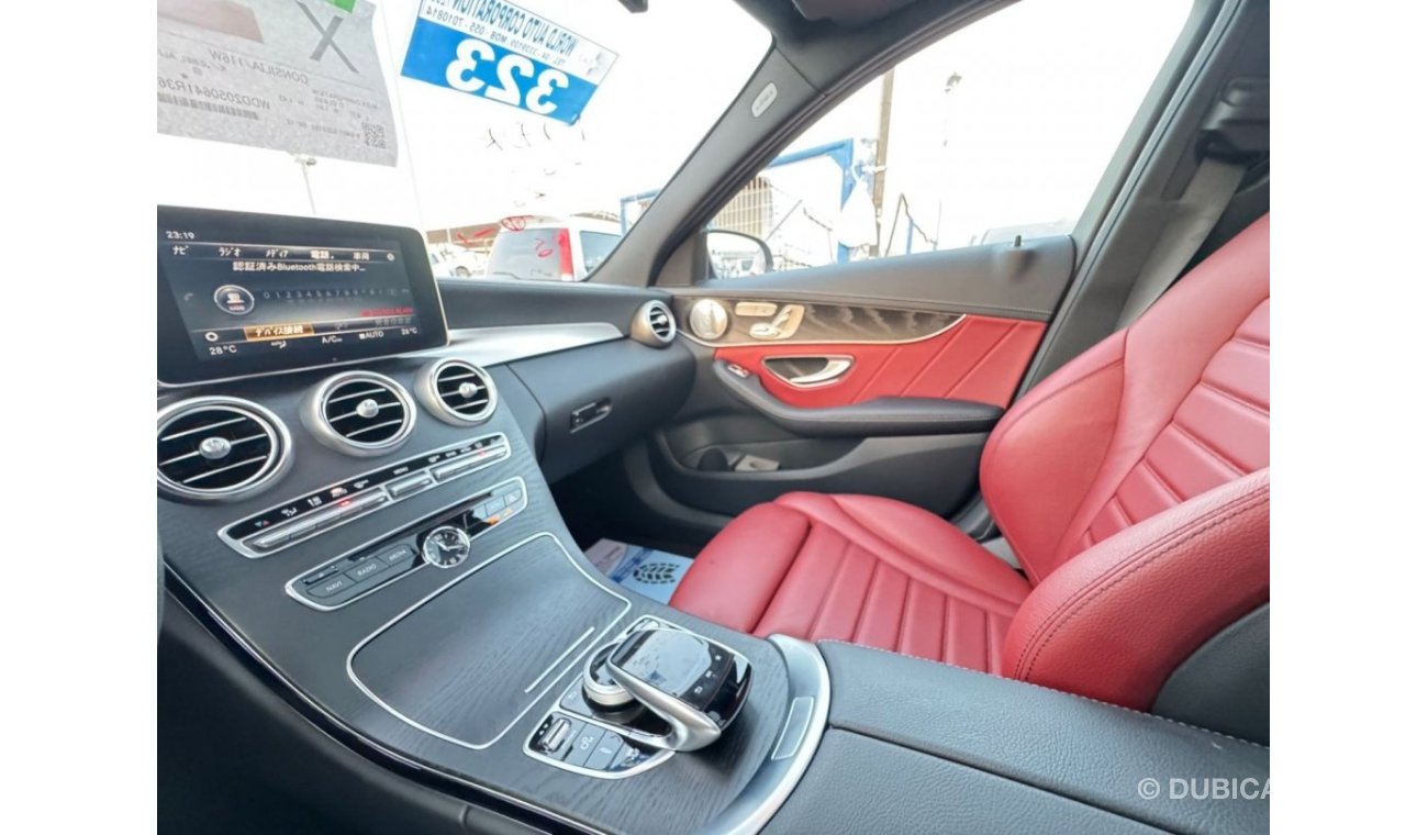 مرسيدس بنز C 43 AMG MERCEDES C43 2018 WHITE INSIDE RED JAPAN IMPORT WITH LOW MILLAGE