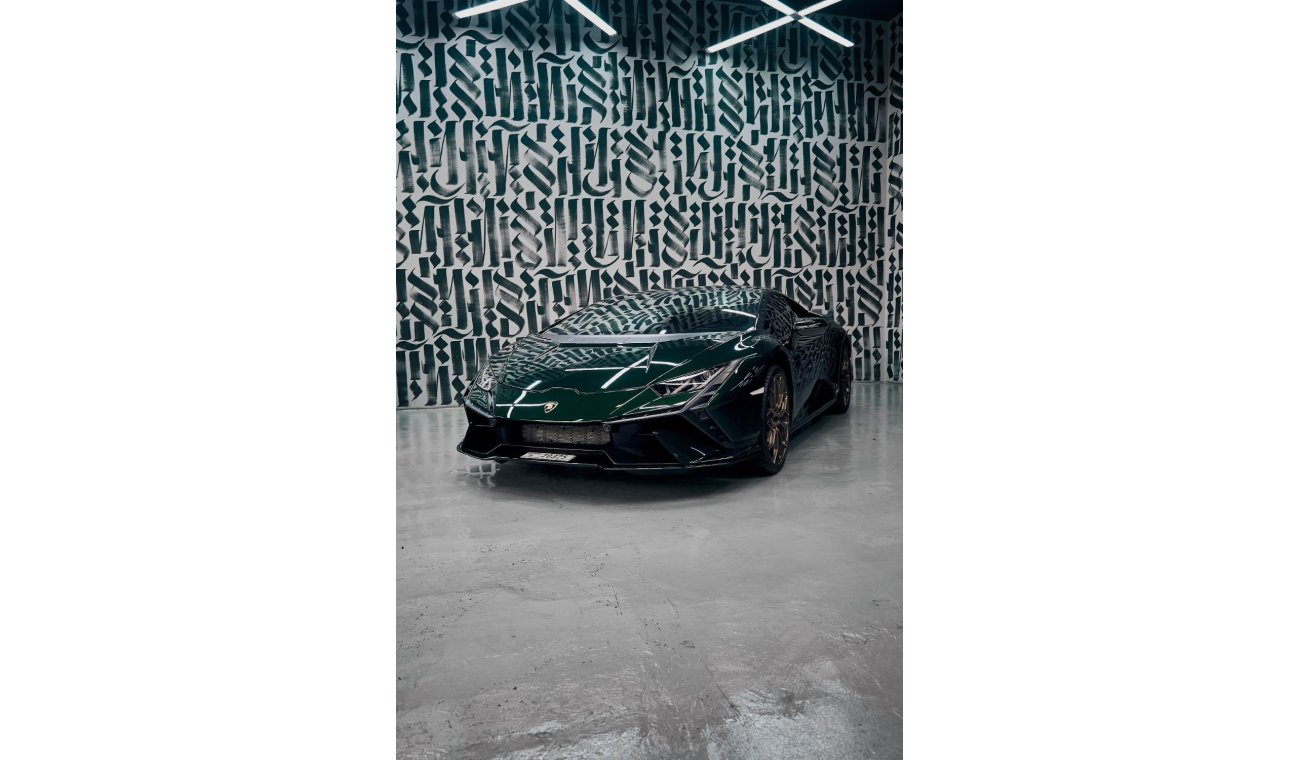 لامبورغيني هوراكان Lamborghini Huracan Tecnica Best condition, European spec