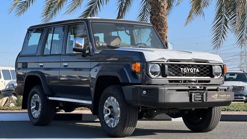 Toyota Land Cruiser Hard Top LC76 2.8L DSL A/T // 2024 // FULL OPTION WITH RADAR , CRUISE CONTROL , DVD&REAR CAMERA // SPECIAL OF