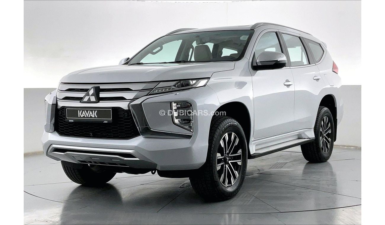 Used Mitsubishi Montero GLS Premium 2020 for sale in Dubai - 671413