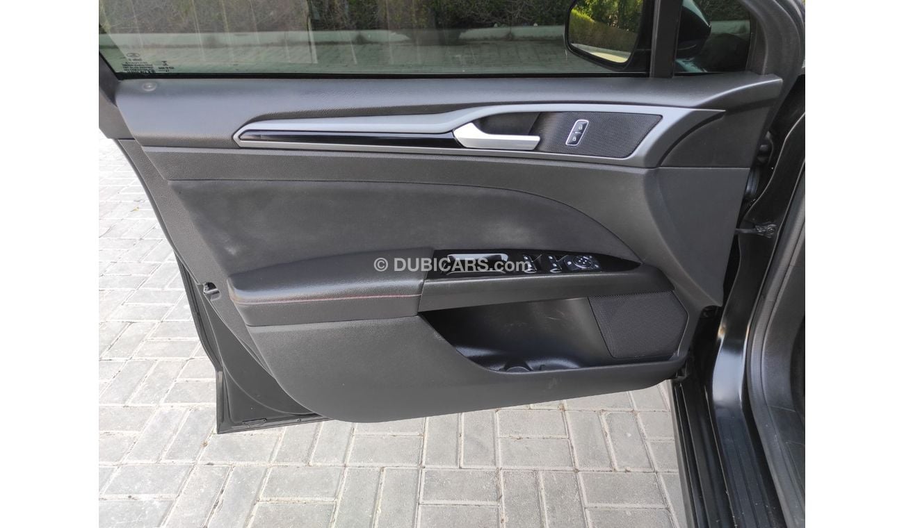 Ford Fusion SE 2.0L Ford Fusion 2015 gcc V4 full opstions