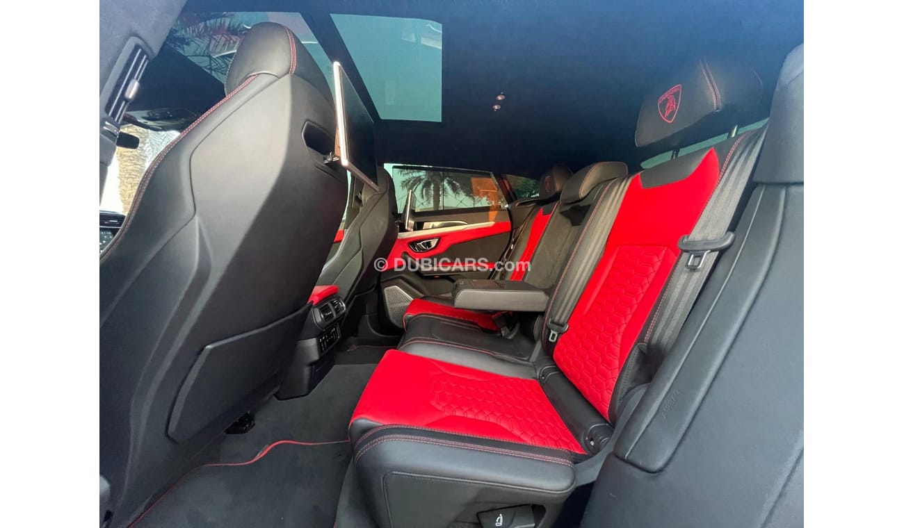 Lamborghini Urus ,  UNDER WARRANTY ,FULL ORIGINAL PAINT ,FULL SERVICE HISTORY