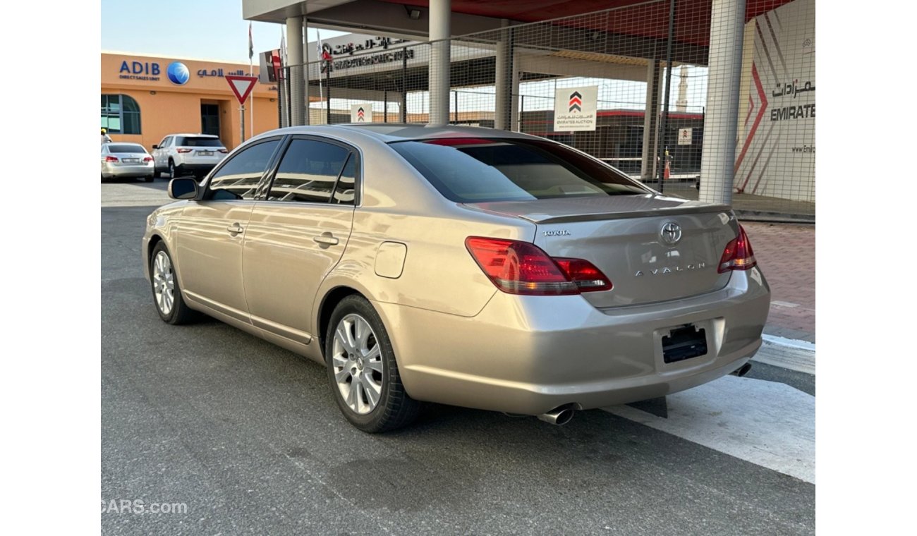 تويوتا افالون 2008 LIMITED FULL OPTION GOOD CONDITION PERSONAL CAR