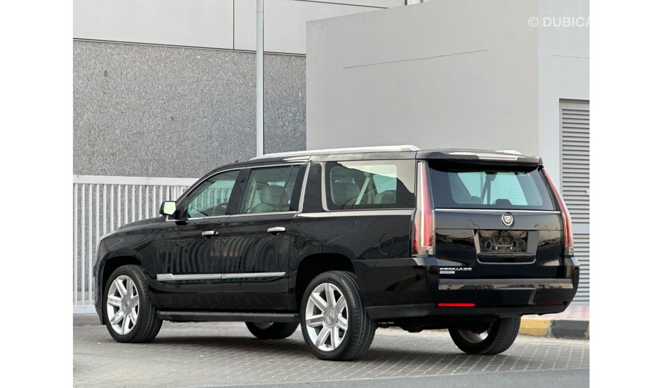 Cadillac Escalade ESCALADE ESV PLATINUM 2015 GCC FULL OPITION // PERFECT CONDITION