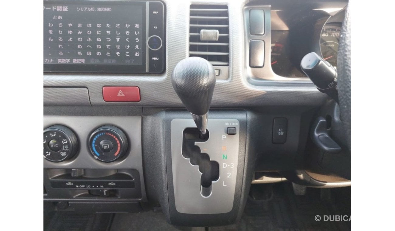 تويوتا هاياس TOYOTA HIACE VAN RIGHT HAND DRIVE(PM98251)