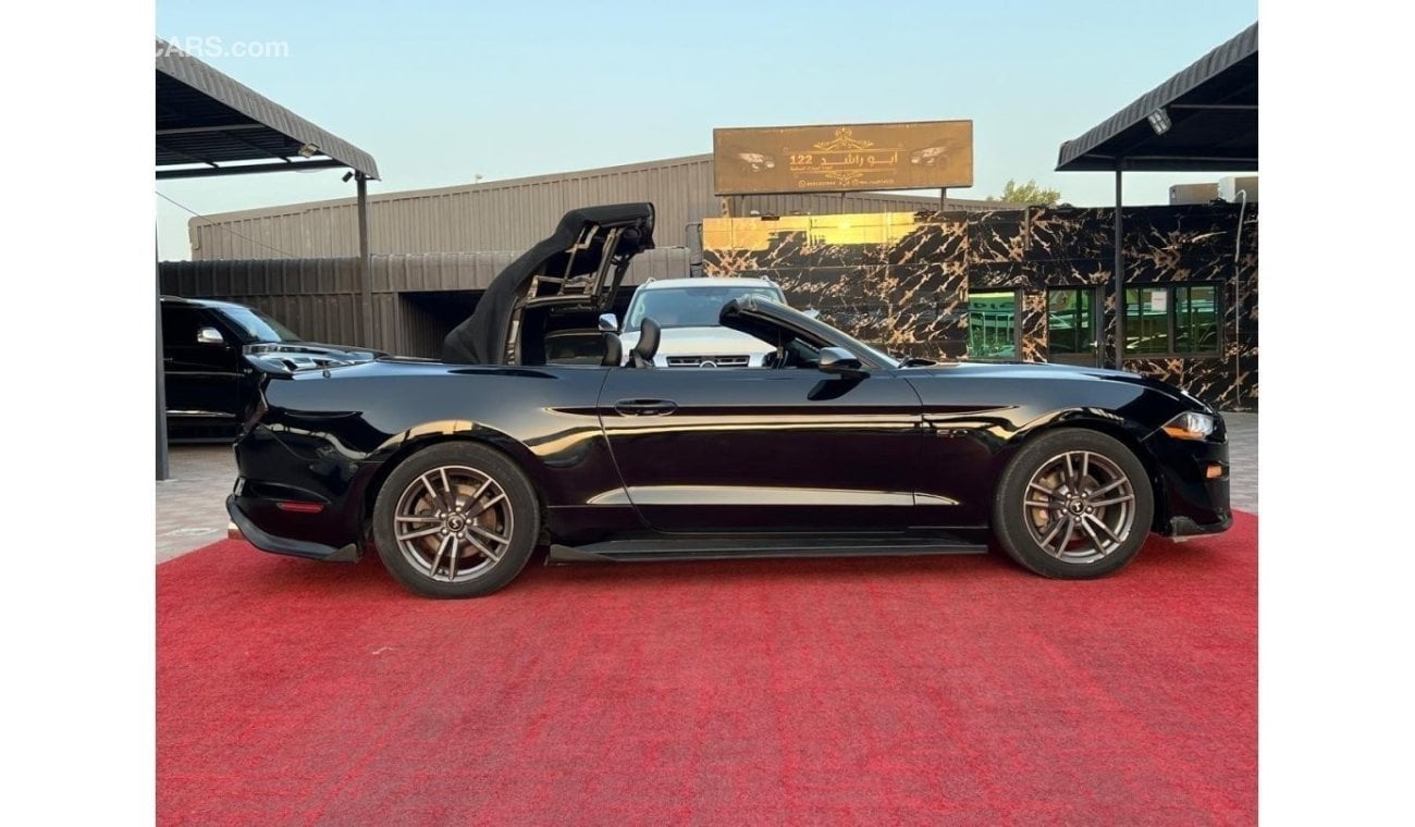 Ford Mustang FORD MUSTANG ECOBOOST CONVERTIBLE GT 500  4 CYLINDER MODEL: 2016 MILEAGE : 76,000 KM PRICE: 44.000 D