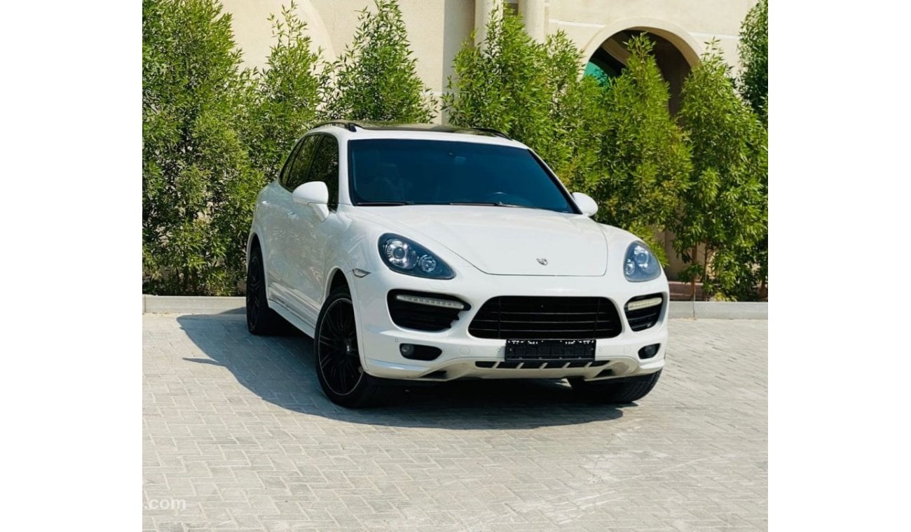 Porsche Cayenne Good condition car GCC