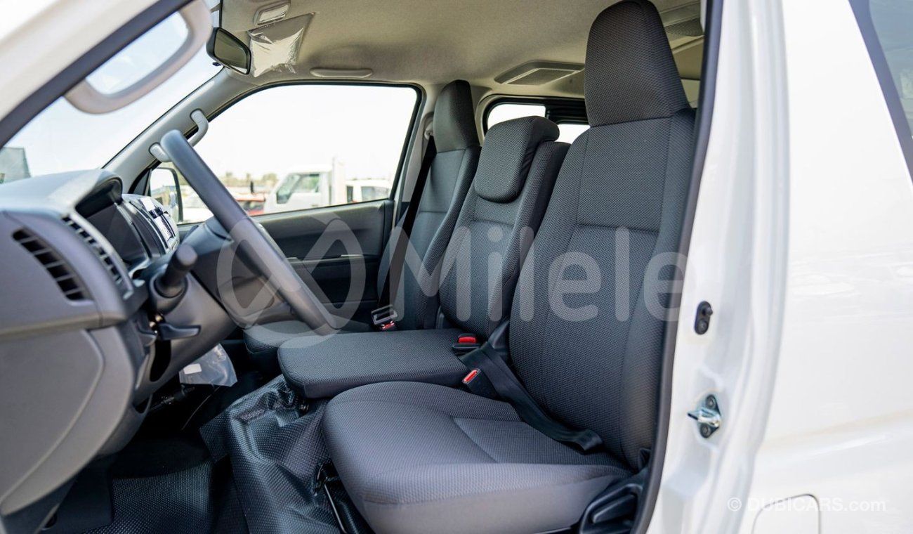 Toyota Hiace STD 2.5L DIESEL 15-SEATER: 15" STEEL RIMS, FABRIC SEATS, A/C, DUAL AIRBAGS