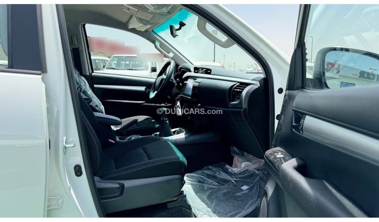 تويوتا هيلوكس TOYOTA HILUX  4X4 -  DSL 2.4L - WHITE COLOR -  2024 MODEL