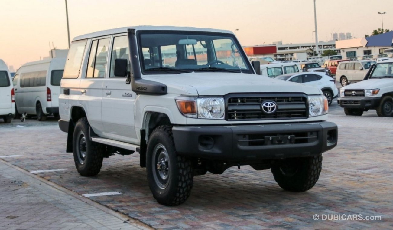 تويوتا لاند كروزر هارد توب TOYOTA LAND CRUISER 4.2L HARDTOP  MT 2024 (Export Only)