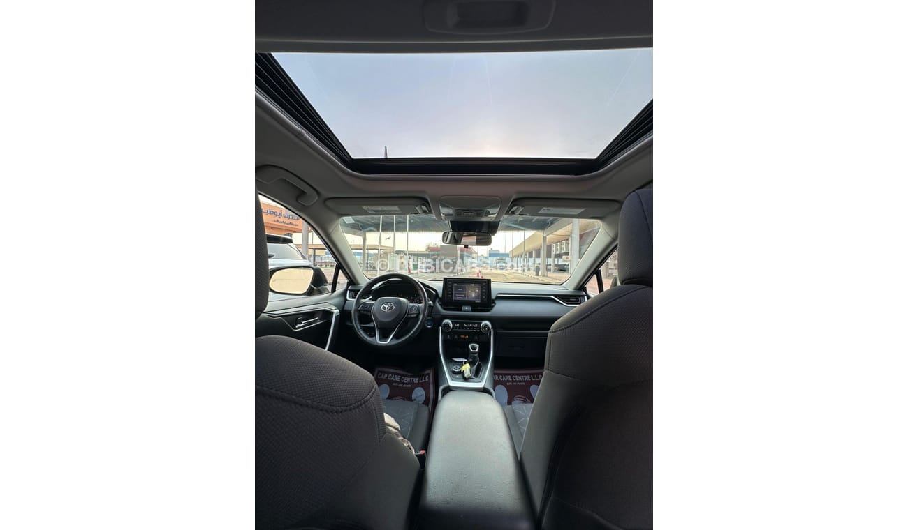 تويوتا راف ٤ TOYOTA RAV4 XLE HYBRID FULL OPTION 2020