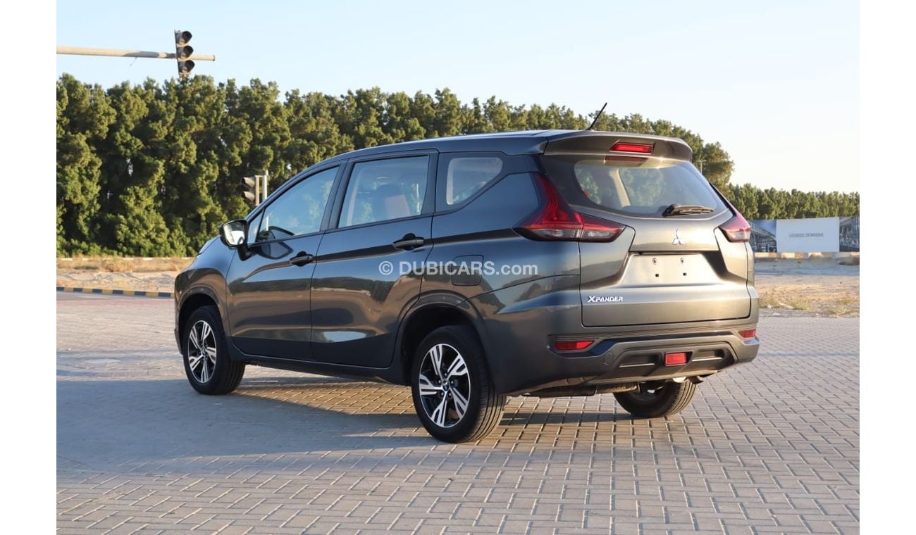 Mitsubishi Xpander Mid 1.5L