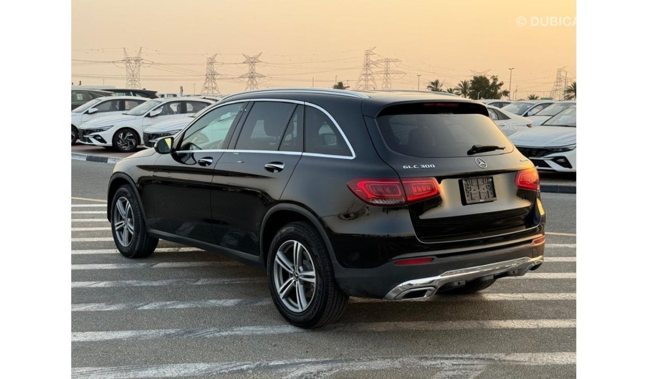 مرسيدس بنز GLC 300 4MATIC