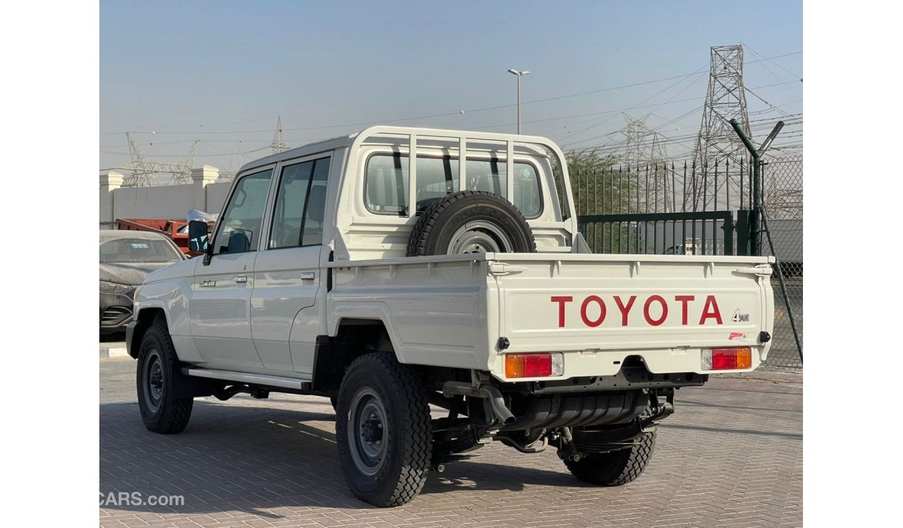 Toyota Land Cruiser Pick Up LC79 DC PICKUP 4.2L DSL MT