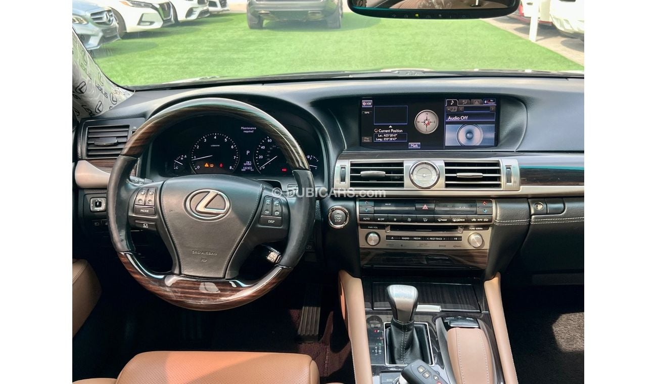 لكزس LS 460 L 4.6L Lexus Ls460 L / 2013 / USA / Very clean / Low mileage / Full option