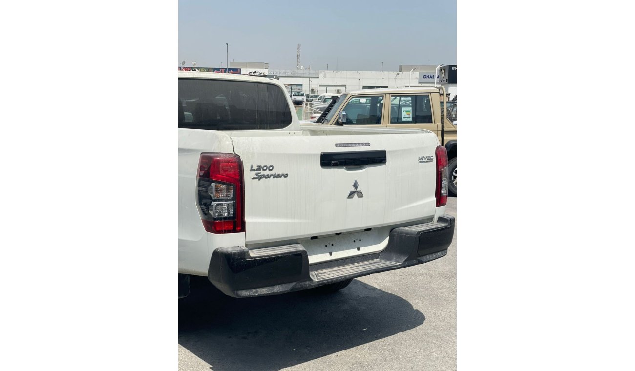 ميتسوبيشي L200 SPORTERO 2.5L DIESEL A/T FULL OPTION DOUBLE CABIN PICKUP