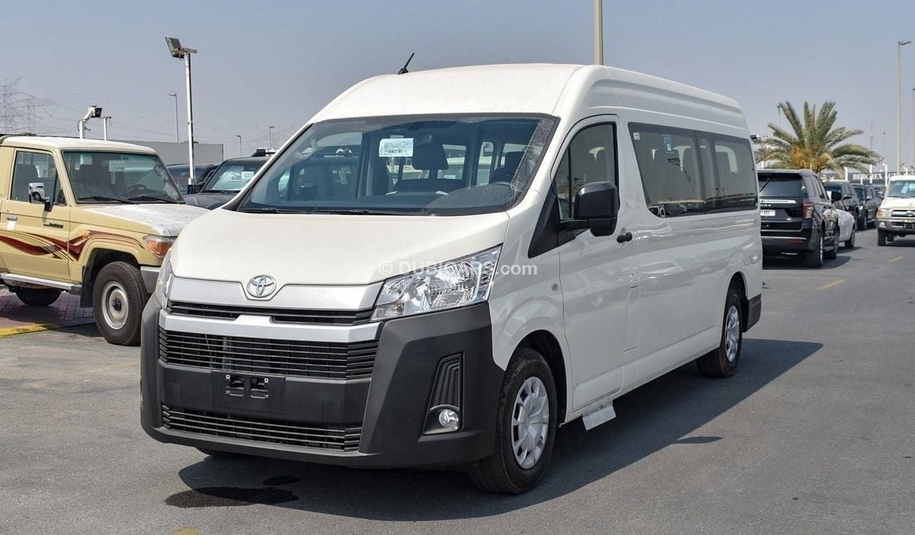 Toyota Hiace Toyota Haice 3.5 passenger 13 seater Model 2025