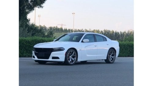 Dodge Charger R/T Road Track MODEL 2016 GCC CAR PERFECT CONDITION INSIDE AND OUTSIDE ORIGINAL PAINT