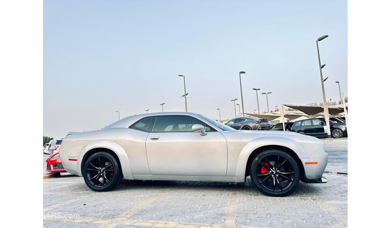 Dodge Challenger SXT For sale