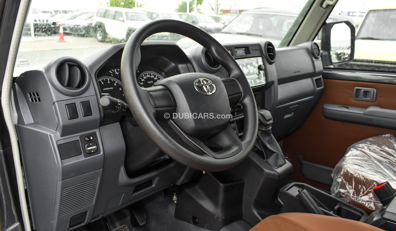 Toyota Land Cruiser Pick Up 4.0L V6 Petrol Double Cabin A/T