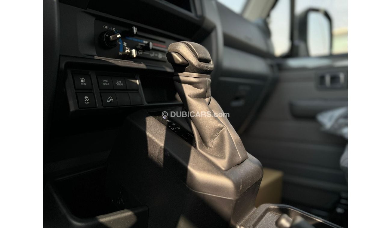 تويوتا لاند كروزر بيك آب LC 79 SINGLE CAB 4.0L PETROL 2024