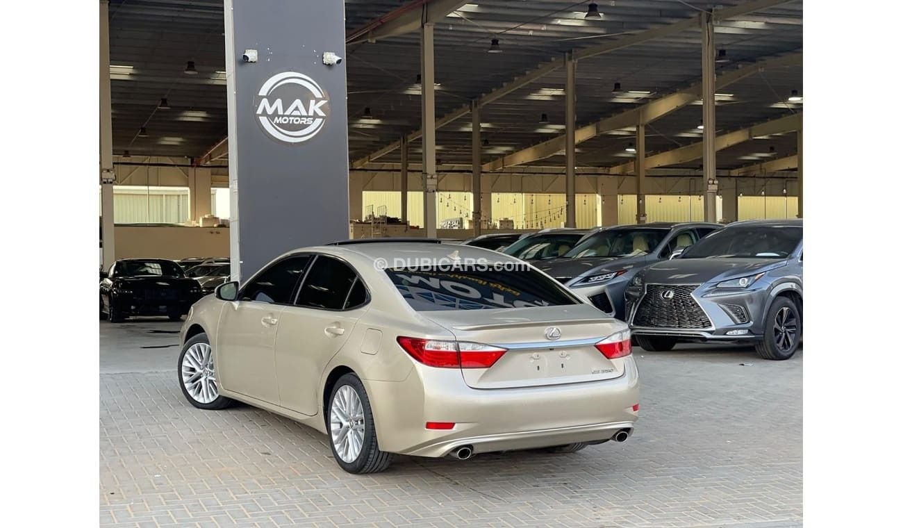 لكزس ES 350 Platinum 3.5L FULL OPTIONS / IN PERFECT CONDITION / SPECIAL GOLDEN COLOR