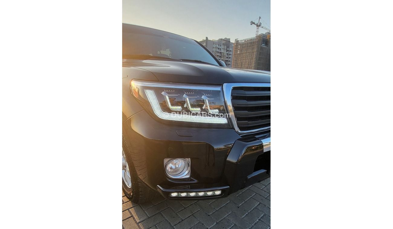 Toyota Land Cruiser EXR 4.0L 4WD