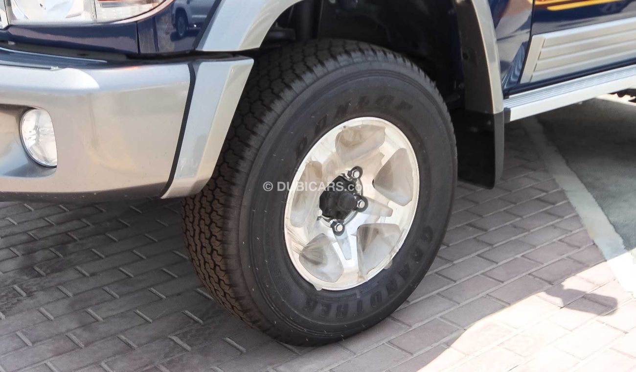 Toyota Land Cruiser 71 4.0L SHORT WHEEL BASE