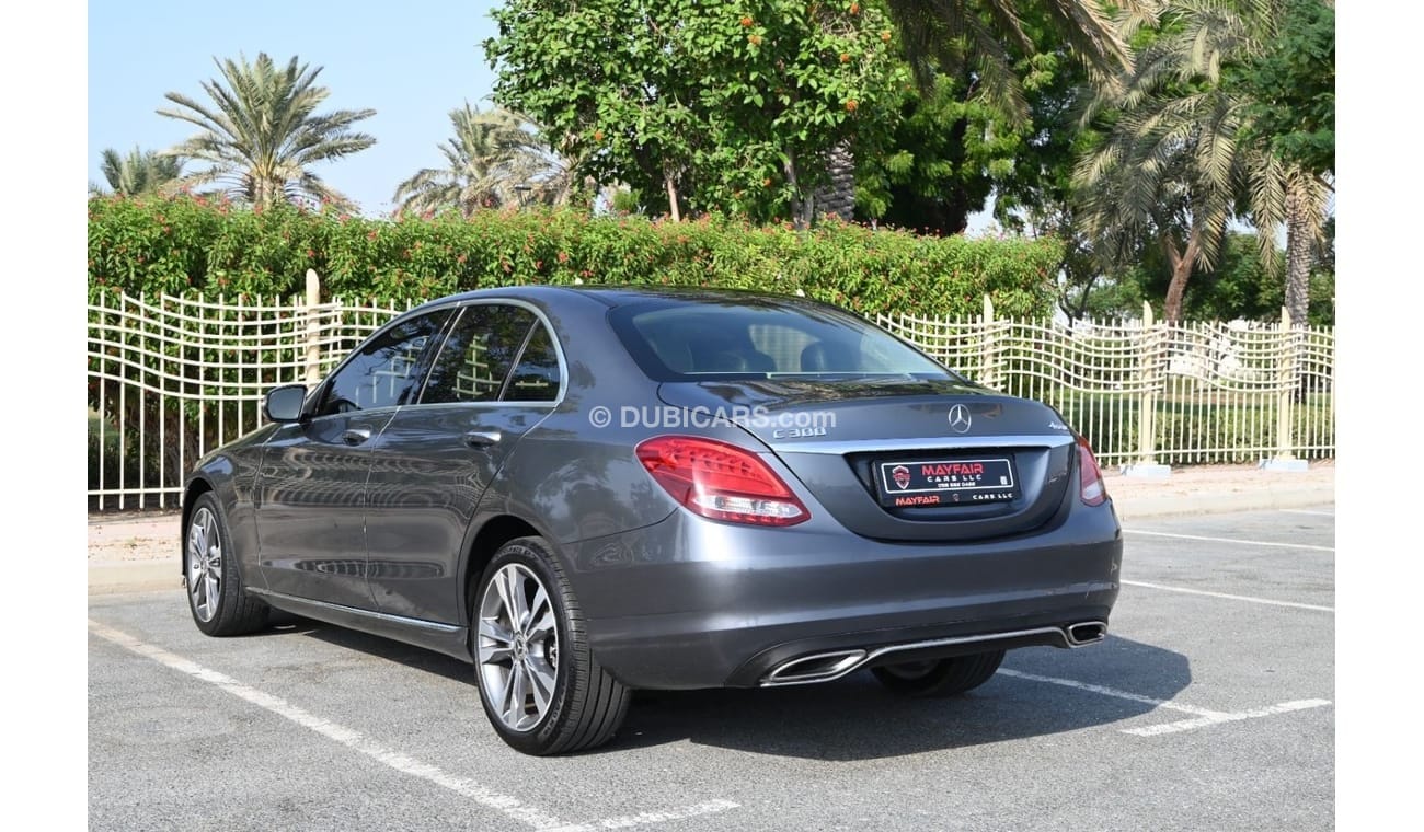 مرسيدس بنز 300 0% DP - ENGINE+GEAR+CHASSIS GURANTEE - MERCEDES C300 2.0 4MATIC LUXURY AWD 2017  - US SPECS