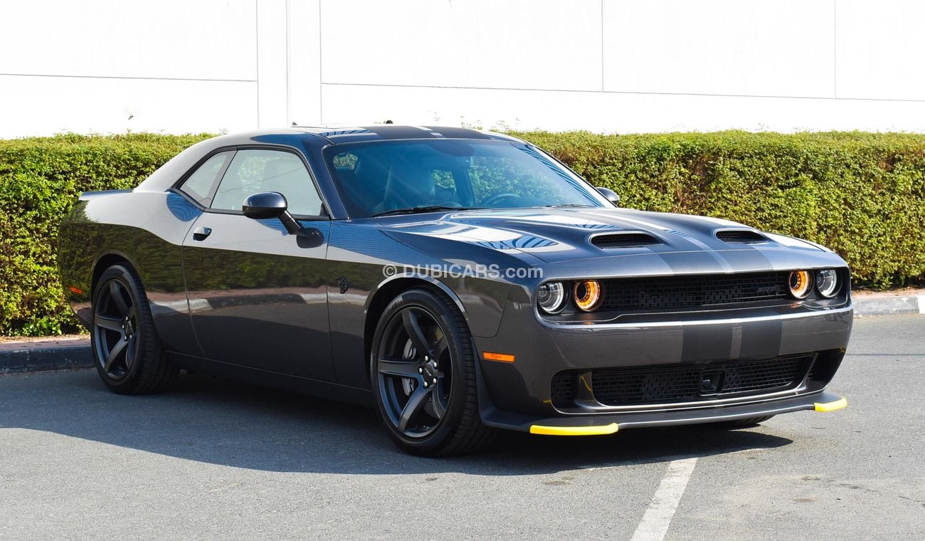 New Dodge Challenger SRT 2022 for sale in Dubai - 566193