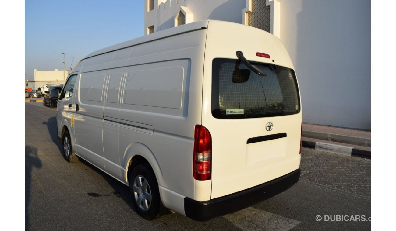 Toyota Hiace GLS - High Roof Toyota Hiace Highroof Van 2.7 ltr, model:2021. Excellent condition