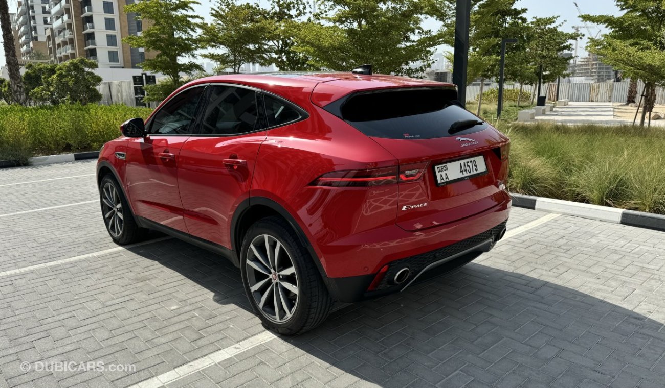 جاكوار E Pace