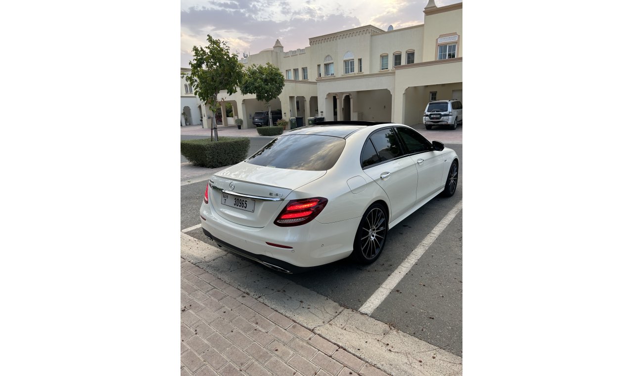 Mercedes-Benz E 43 AMG