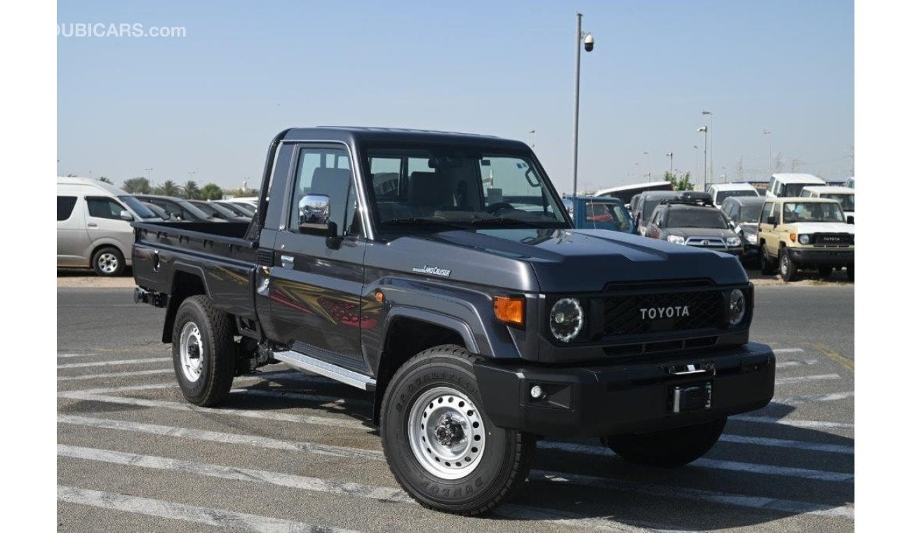 تويوتا لاند كروزر بيك آب 2024 TOYOTA LAND CRUISER 79 SINGLE CAB PICKUP SDLX 2.8L TURBO DIESEL 4WD AT